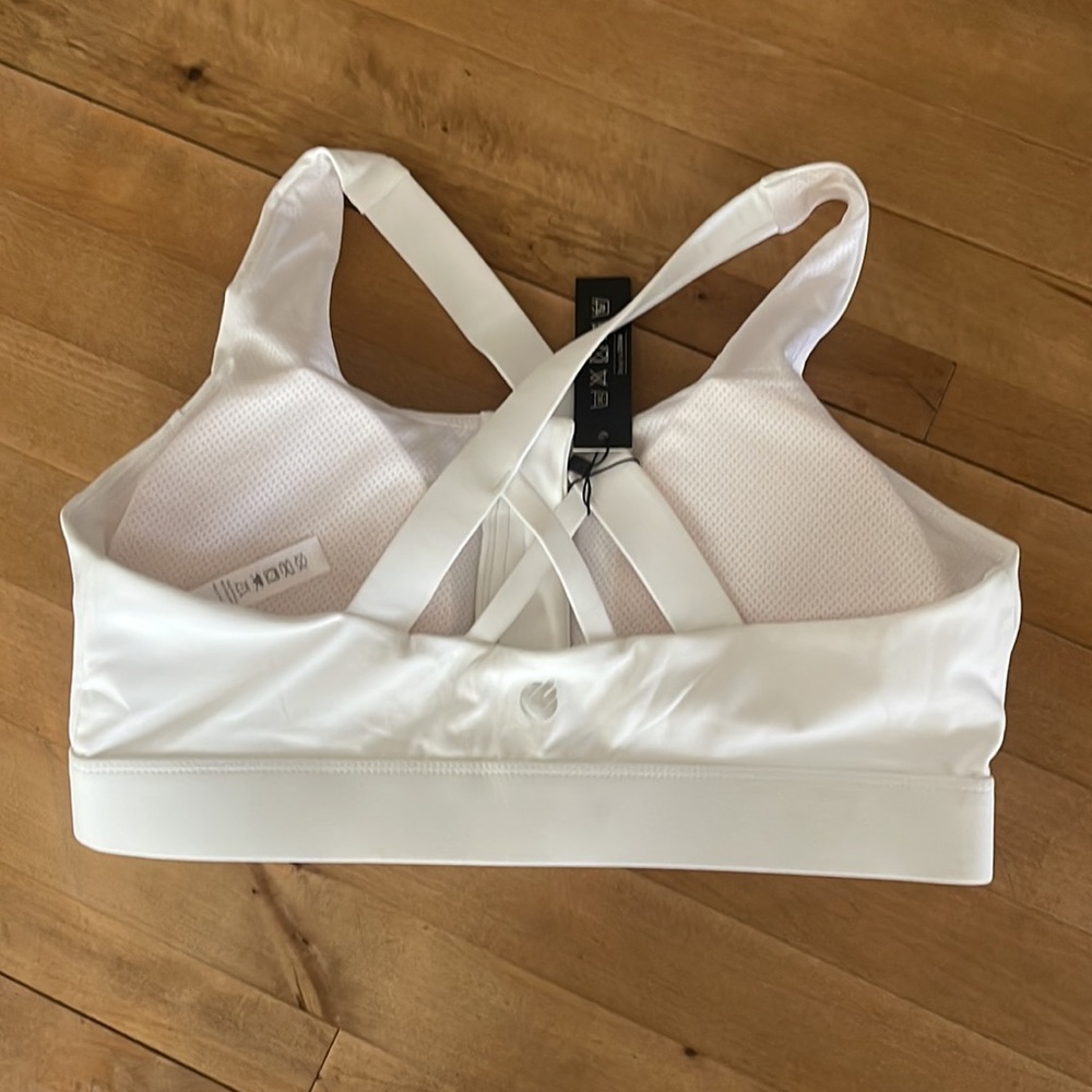 White Front Zip Sports BRA by Cordaw. High Support. Removable pads. Size L. New! - Picture 5 of 9